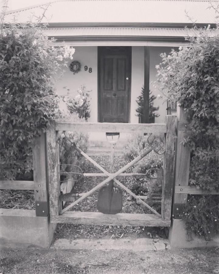 Barossa Valley'S Captain Rodda'S Cottage Angaston Exterior photo